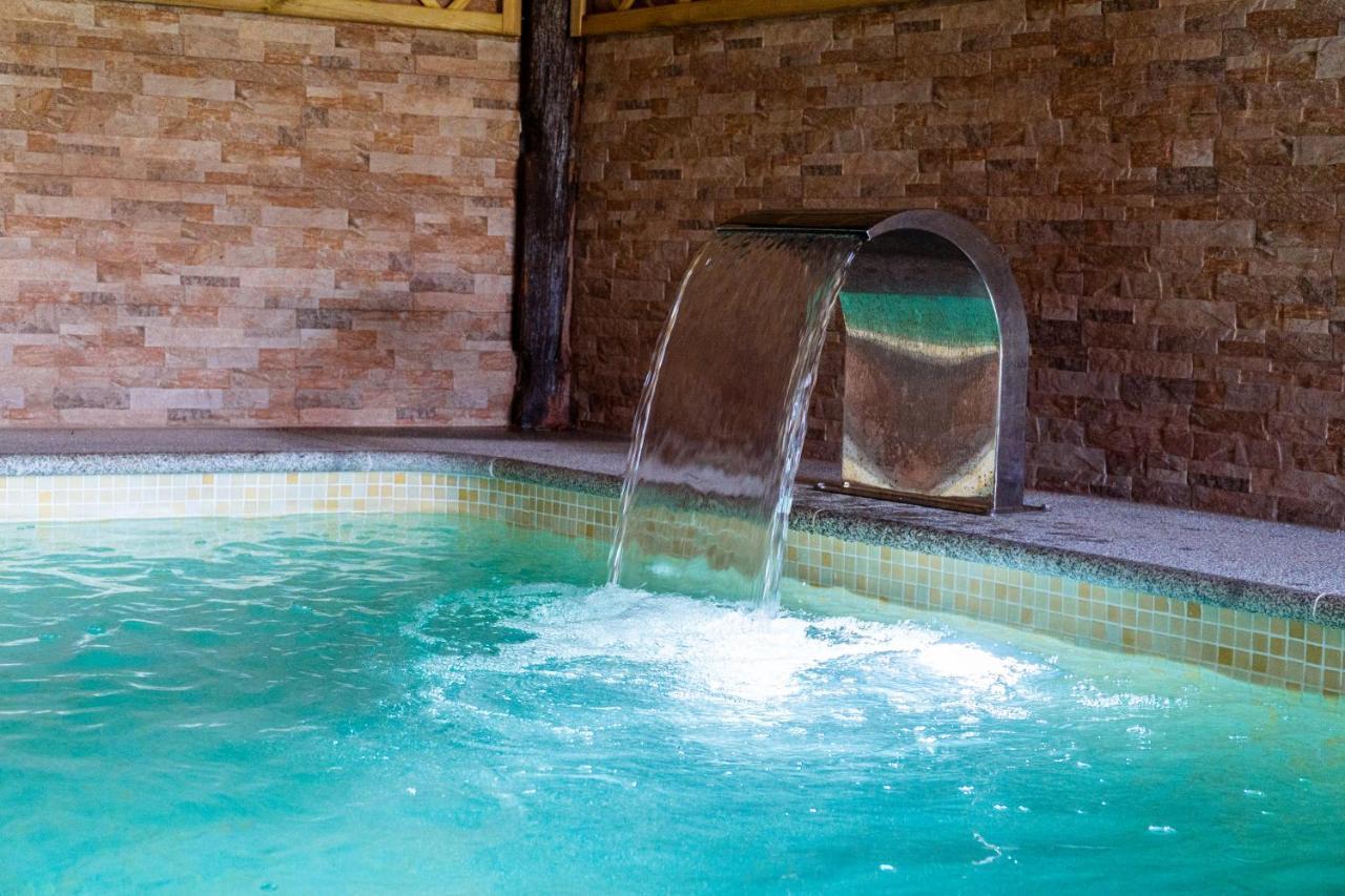 Albergue Gbc Caldas Caldas De Reis Ngoại thất bức ảnh